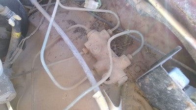 1986 Isuzu Pup Pickup Brake Proportioning Valve Oem