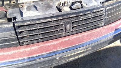 1987-1989 Olds Toronado Trofeo Front Grille Oem Black 01642767