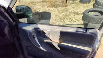 06-07 Caravan Passenger Right Front Door Trim Panel With Switches D5 Slate Gray