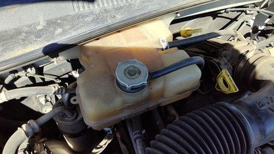 2002-2006 Jeep Liberty Coolant Reservoir Radiator Overflow Tank Bottle Oem