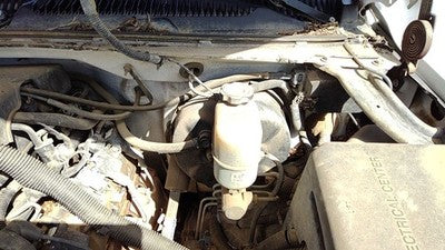 99-02 Chevy Silverado 1500 Power Brake Booster With Master Cylinder Pair Set Oem