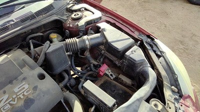 02-06 Altima Complete Air Intake Cleaner Filter Box Housing With Tube 2.5L