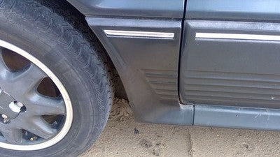 1991 Mitsubishi Galant Vr-4 Driver Left Moulding From Fender Trim Strip Green