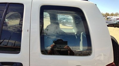2002-2007 Jeep Liberty Driver Left Rear Quarter Glass Back Side Window Oem