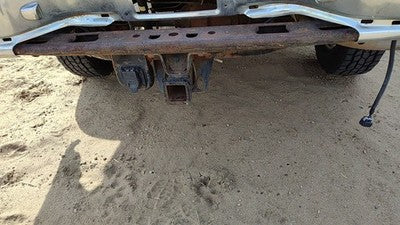 2001-2006 Gmc Sierra 2500 Trailer Receiver Hitch Factory Mount Oem 12497969
