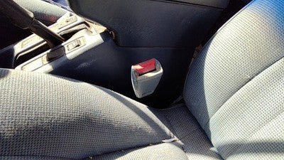 1995 Nissan Pathfinder Driver Left Front Seat Belt Buckle Receiver Oem Blue