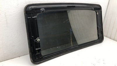 1988-1989 Mazda 929 Sun Roof Glass Oem Top Window He2369810a