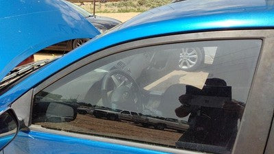 2009-2013 Toyota Corolla Driver Left Front Side Window Door Glass Oem 6810202281