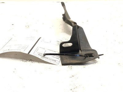 84-87 C4 Corvette Left Front Inner Fender Wheelhouse Support Bracket Drivers