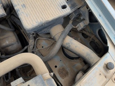1986 Olds 88 Complete Air Intake Cleaner Filter Box Housing With Tube Oem 3.8L