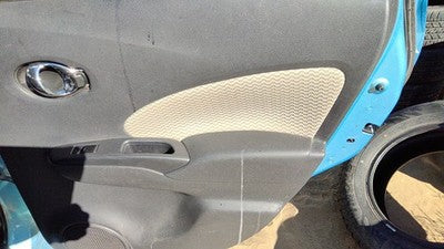 15-19 Versa Note Passenger Right Rear Door Trim Panel W Switches Back Charcoal G