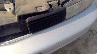 1988-1991 Cutlass 2 Door Driver Left Front Grille Oem 14102925