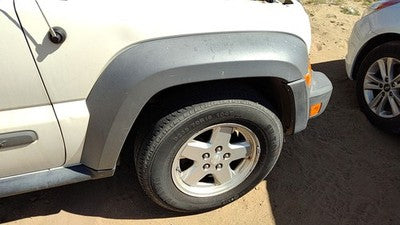 2005 06 Jeep Liberty Passenger Right Front Wheel Flare Moulding Oem From Fender