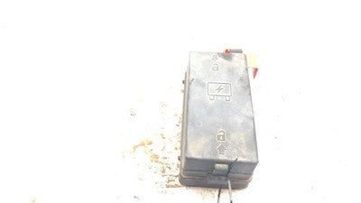 2000-2005 Buick Lesabre Engine Fuse Box Oem Power Distribution 3.8L 19300124