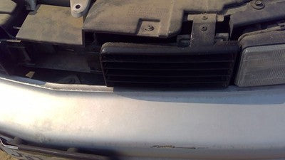 1988-1991 Cutlass 2 Door Driver Left Front Grille Oem 14102925