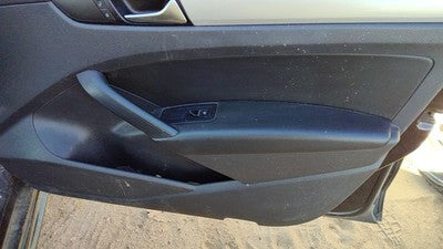 2012-2019 Vw Passat Passenger Right Front Door Trim Panel With Switches Black Tb