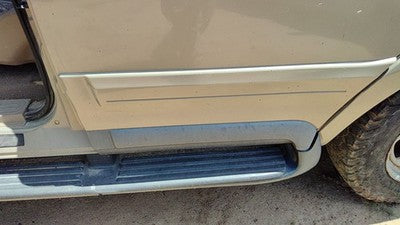 98 99 Lincoln Navigator Driver Left Rear Moulding From Door Back Trim Gold Bi