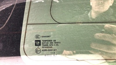 2009-2014 Chevy Tahoe Passenger Right Rear Quarter Glass Back Side Window Oem