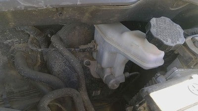 10-16 Kia Sportage Power Brake Booster With Master Cylinder Pair Set Oem