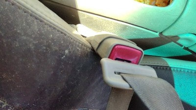 2002-2004 Buick Regal Driver Left Front Seat Belt Buckle Receiver Oem Tan 525