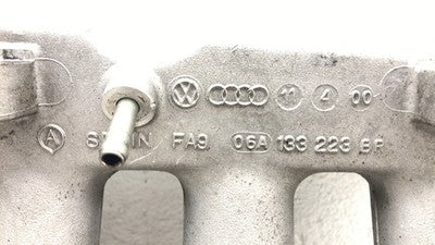 2000-2001 Vw Jetta Intake Manifold Oem 1.8L Turbo 06A133201Cj