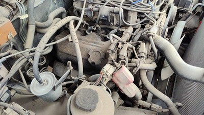 1995 Nissan Pathfinder Passenger Right Valve Cover Oem 3.0L