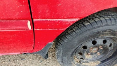 1995 Ford Aspire Passenger Right Moulding From Fender Oem Trim Strip Red