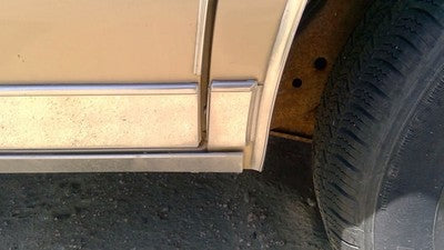 1985 Olds 88 Driver Left Rear Moulding On Quarter Panel Oem Chrome