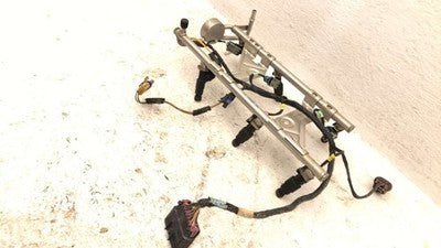 2005-2009 Chevy Equinox Complete Fuel Rail With Injectors Set Loaded Oem 3.4L