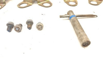 1984 Cadillac Deville Hub Cap Retainer Bracket Set Locking Hub Cap Bolts And Key