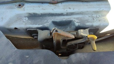 2002-2005 Ford Explorer Hood Latch Assembly With Bracket Oem 5l2z16138a