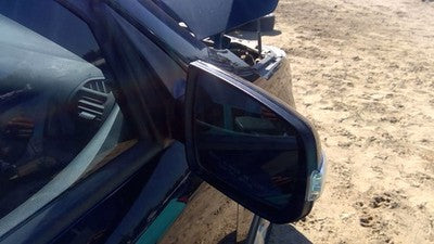 2011-2015 Kia Sorento Driver Left Side Mirror Door Mounted Oem Gray H9