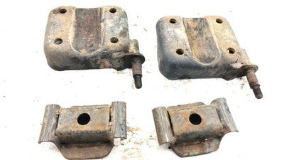 1996 Nissan Hardbody Rear U Bolts Shock Mount Spring Plate Set Oem 4X4