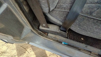89 Chevy S10 Pickup Passenger Right Front Seat Belt Retractor Shoulder Dark Gray