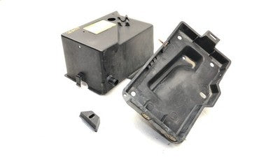 2008 Chevy Trailblazer 4.2L Battery Tray With Cover And Hold Down Oem