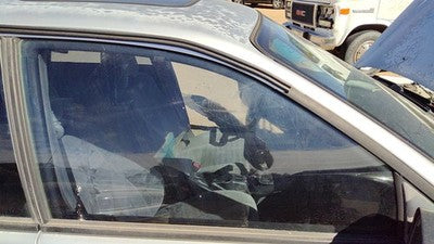 2000-2002 Subaru Legacy Passenger Right Front Side Window Door Glass Oem