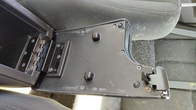 04-05 Grand Prix Center Console Lid Only Oem Arm Rest Fold Down Pewter 69B