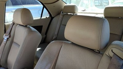 2005 Cadillac Cts Pair Of Front Headrests Oem Left Right Set Seat