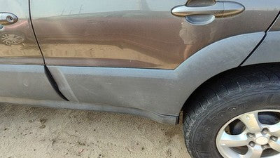 05 06 Mazda Tribute Driver Left Rear Moulding From Door Back Trim Strip Gray Cx