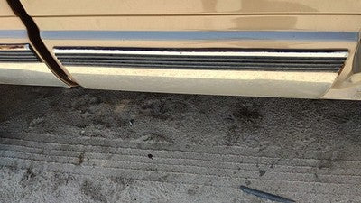 1997 Silverado 2500 Passenger Right Rear Moulding On Cab Panel Oem