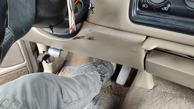 00-02 Silverado 2500 Hd Lower Dash Under Column Knee Bolster Trim Panel Tan 52D