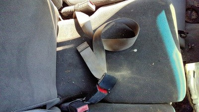 2002-2007 F250 Super Duty Center Seat Belt Assembly Oem Gray