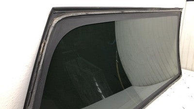 1992-99 Chevy Suburban Driver Left Rear Quarter Glass Back Side Window Oem