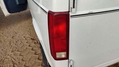 1985-2005 Gmc Safari Driver Left Tail Light Brake Lamp Oem Rear 05978023