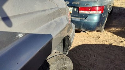 1999-2004 Jeep Grand Cherokee Passenger Right Front Fender Oem Silver 55135900Ac