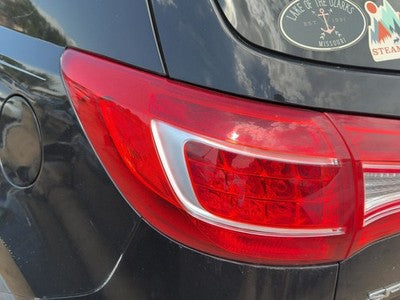 2010-2013 Kia Sportage Driver Left Outer Tail Light Brake Lamp Oem Rear