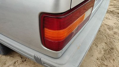 1990-1992 Volvo 740 Driver Left Tail Light Brake Lamp Oem Rear Cracked 35181635