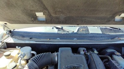 2007 Gmc Envoy Windshield Wiper Cowl Vent Trim Panel Oem Cover