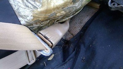 1986 Isuzu Pup Pickup Passenger Right Front Seat Belt Buckle Receiver Oem Brown
