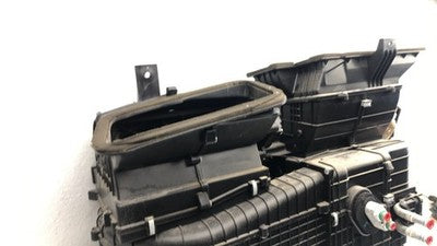 2006 Hyundai Tucson Complete Heater Box Housing Behind Dash Oem